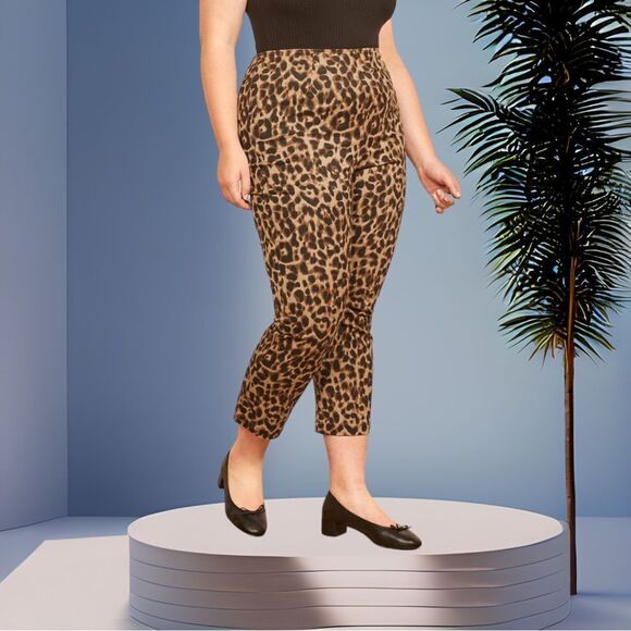 NWOT REFORMATION Leopard Print Marlon Cropped Pants 12 - Picture 1 of 9